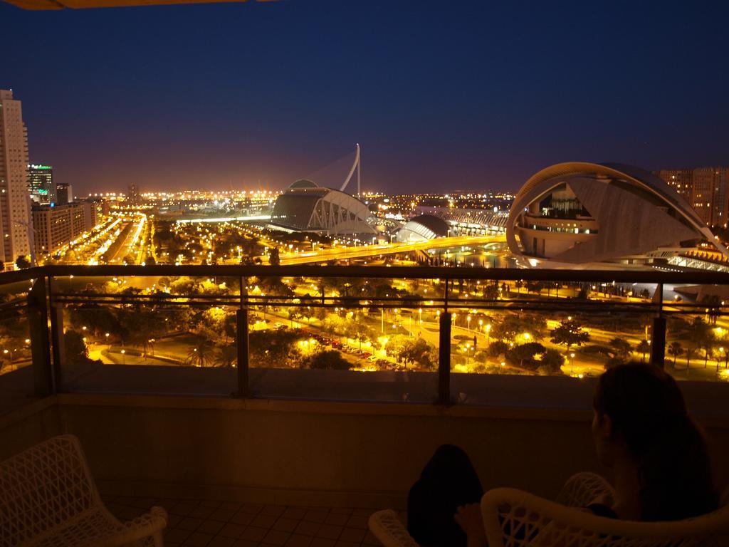 Apartup Blue Opera View Apartment บาเลนเซีย ห้อง รูปภาพ